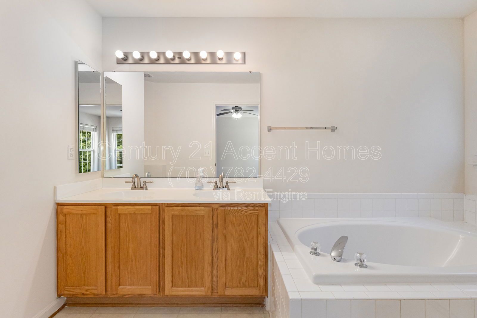 9780 Lorraine Carol property image