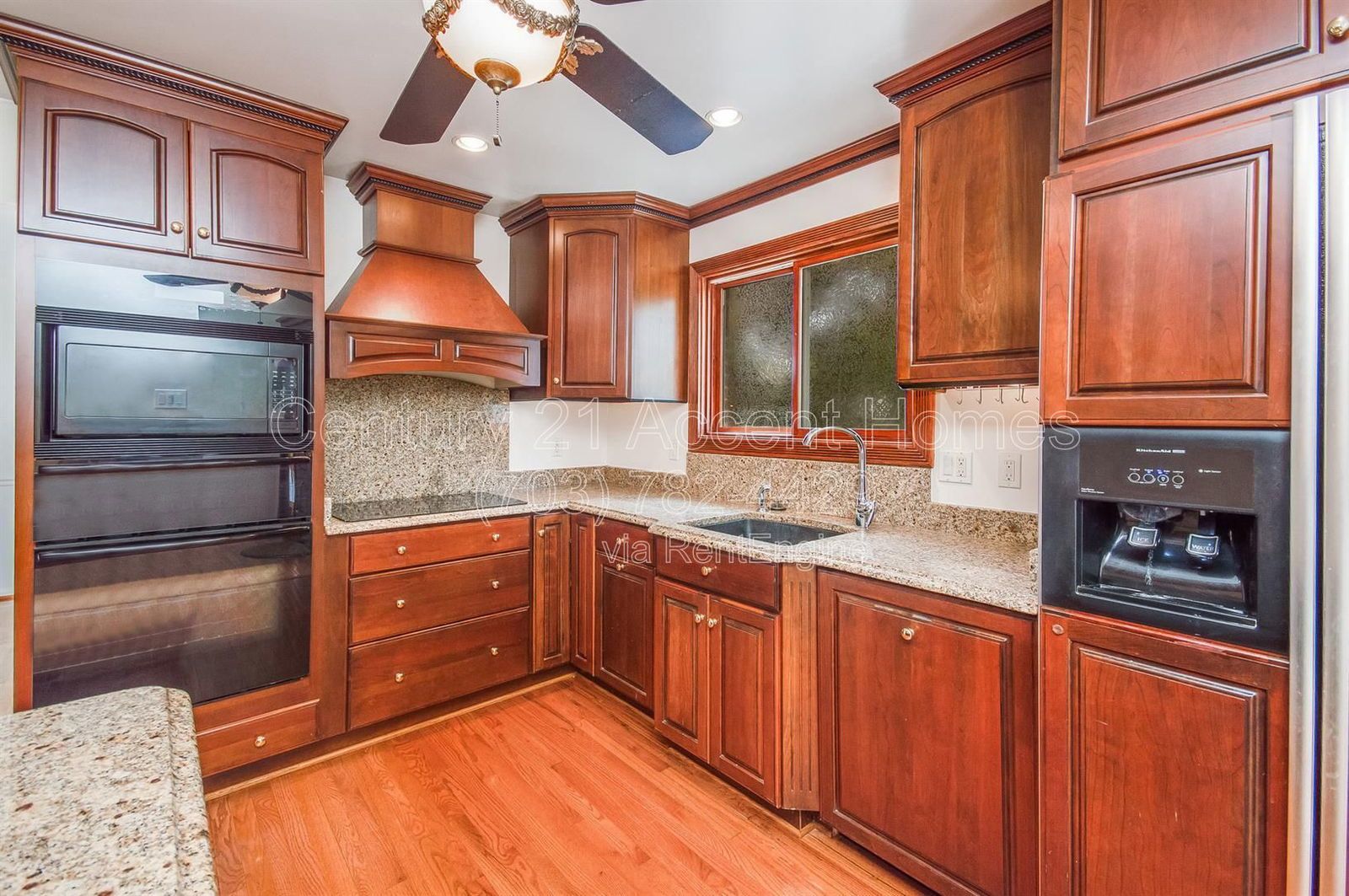 4572 Shetland Green property image