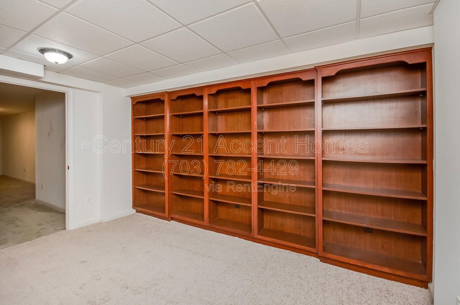 4572 Shetland Green property image