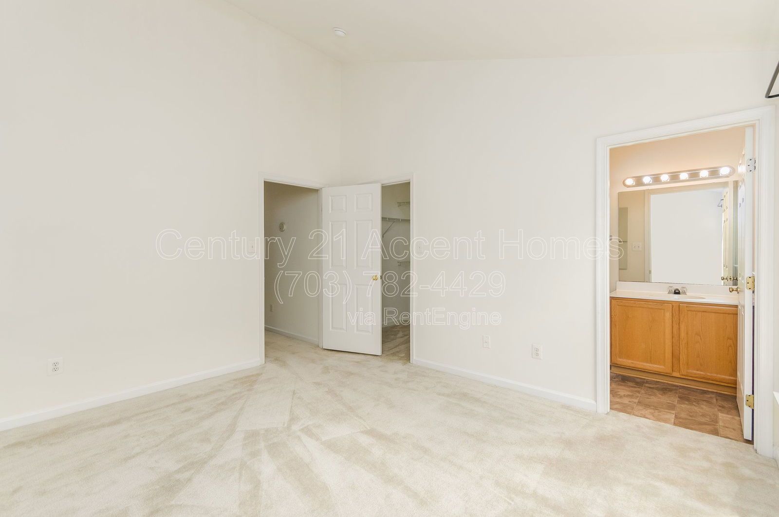 1030 Harrison Circle property image