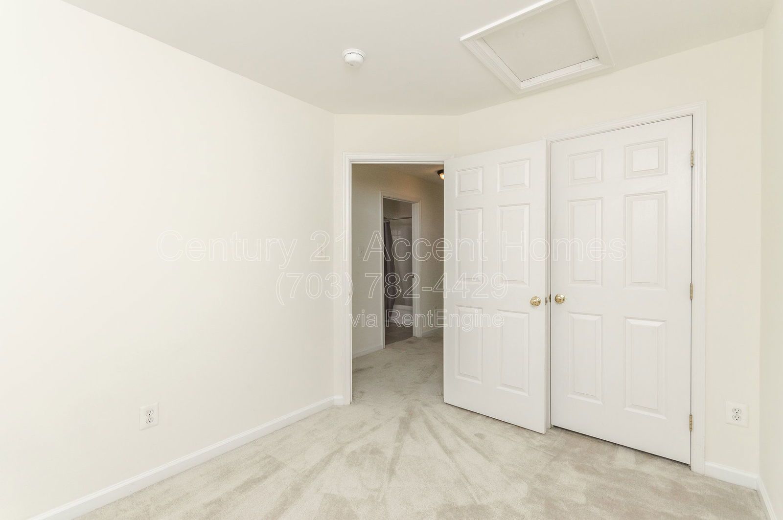 1030 Harrison Circle property image