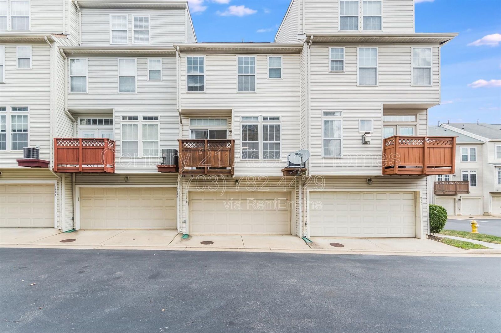 1030 Harrison Circle property image