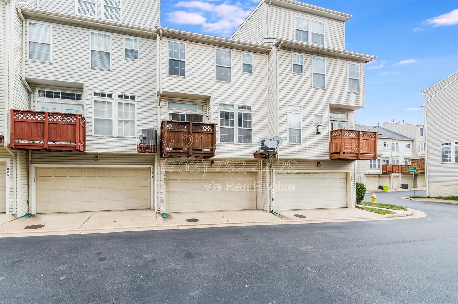 1030 Harrison Circle property image