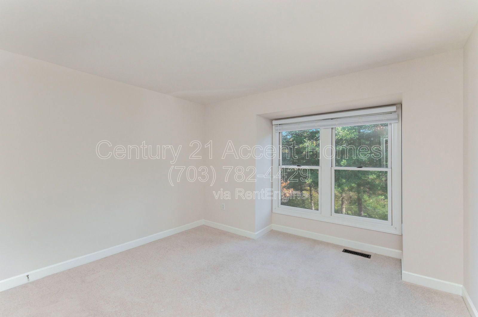 14328SiloV property image