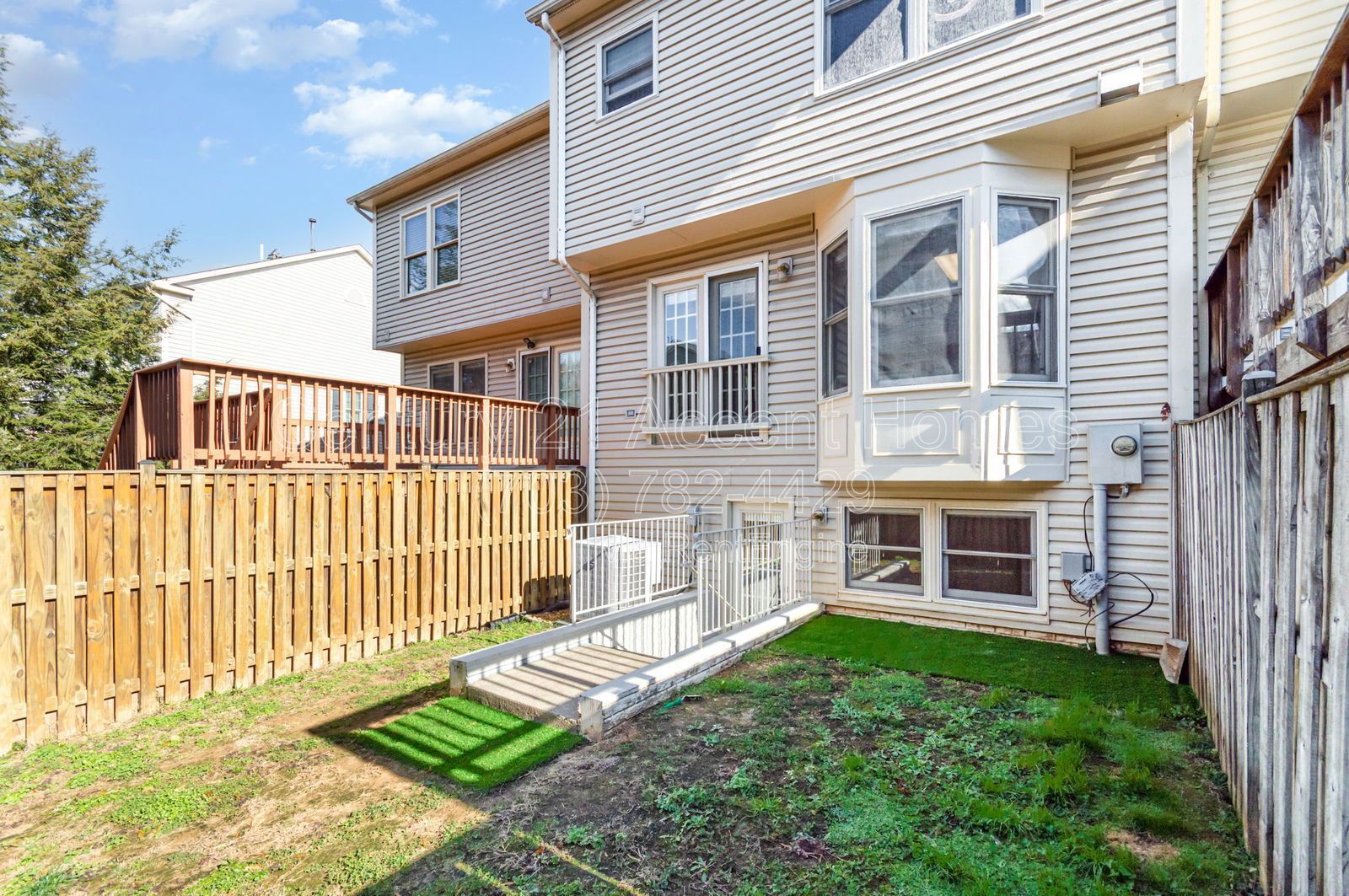 14328SiloV property image