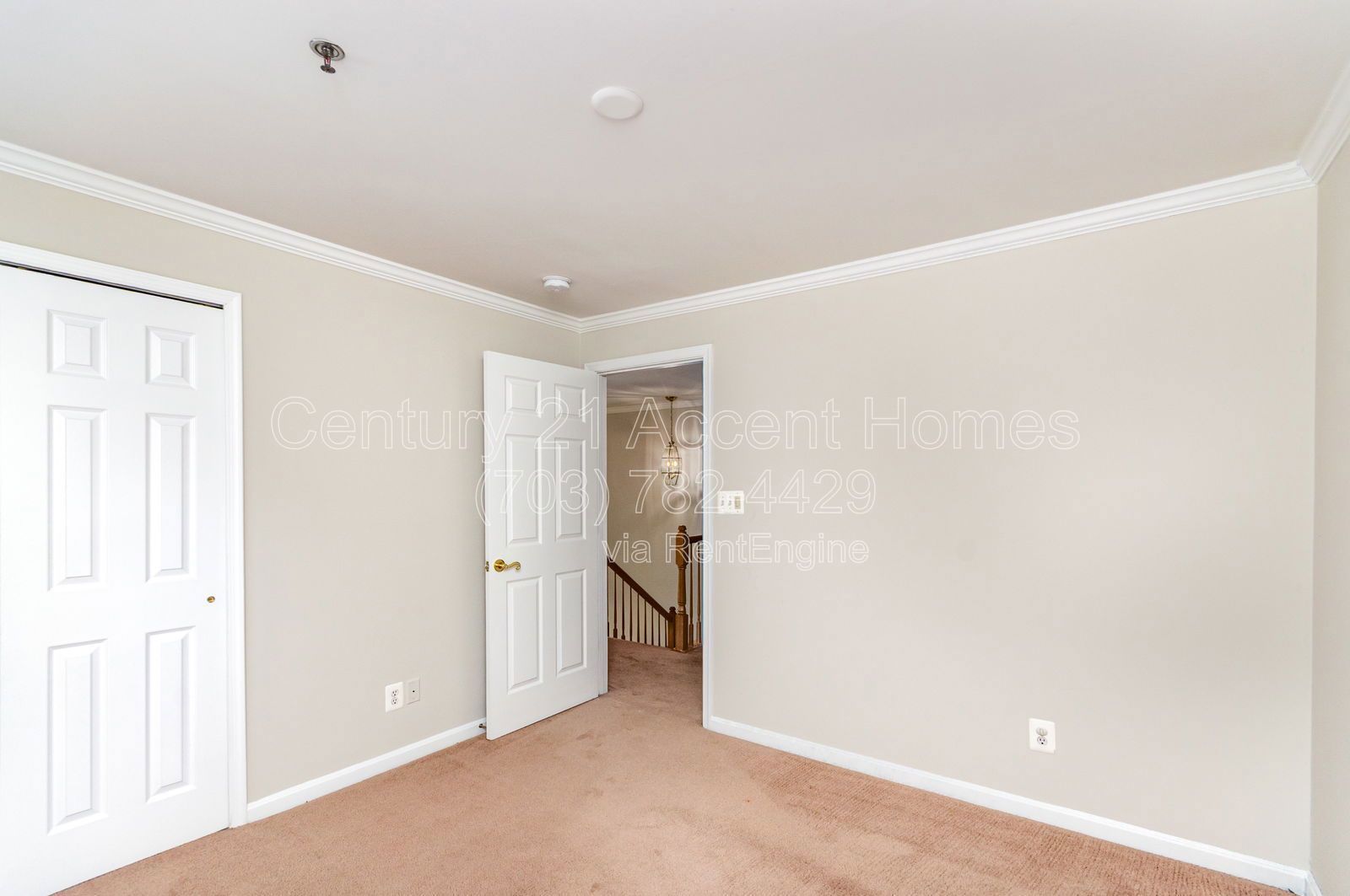 8932Milfor property image