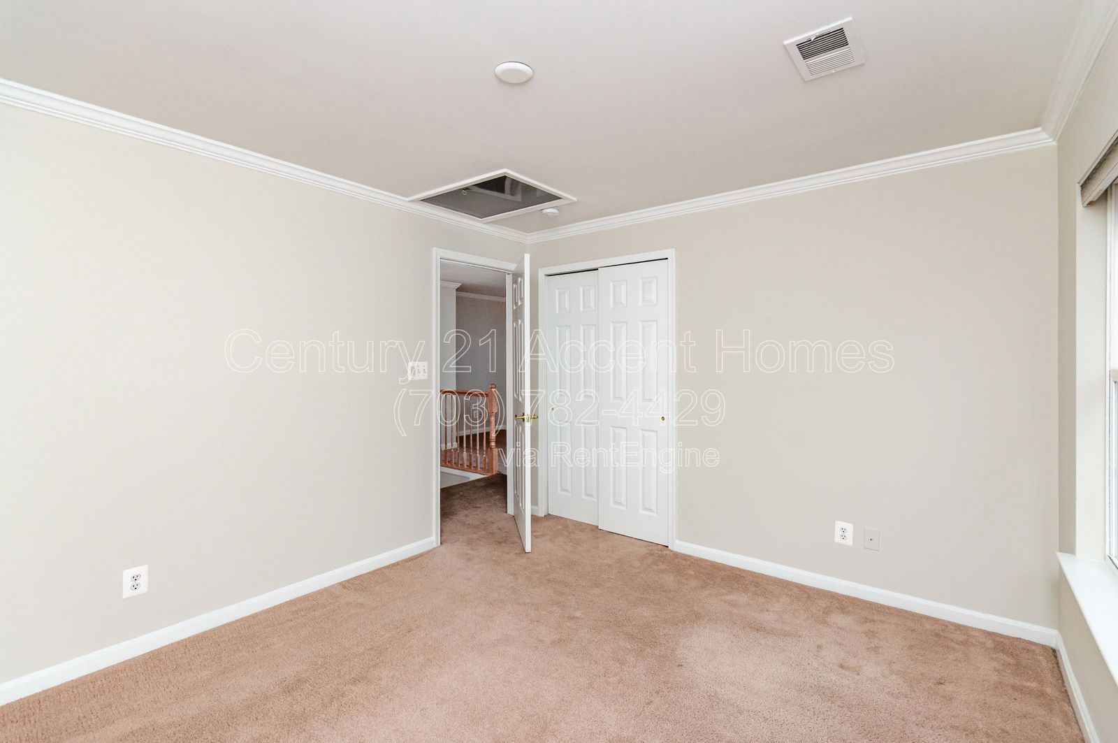 8932Milfor property image