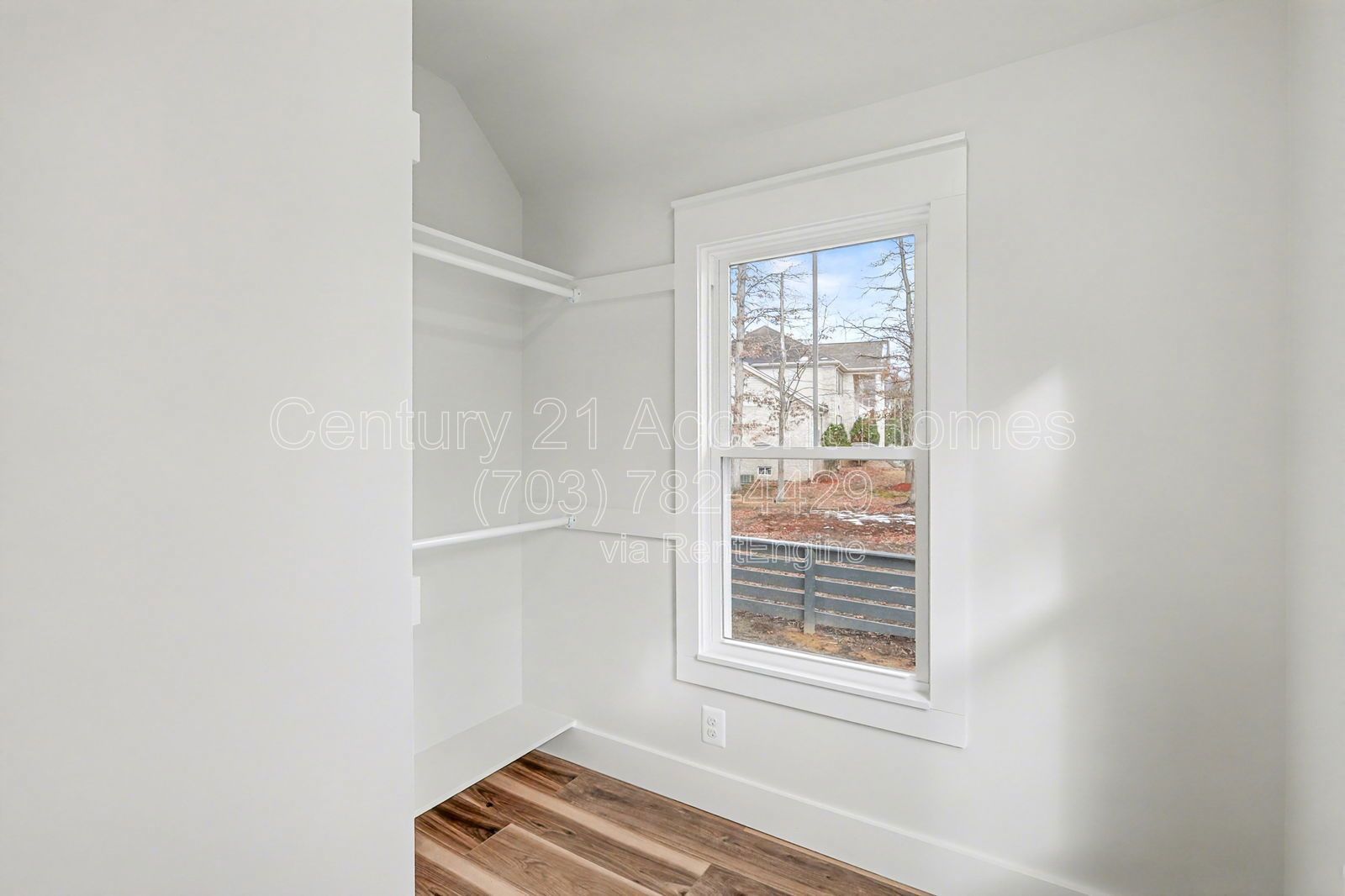 12101Fortw property image