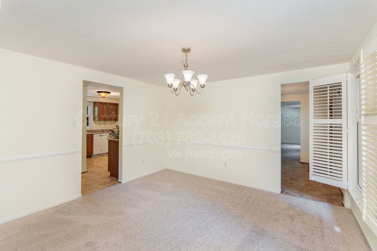 7690Middle property image