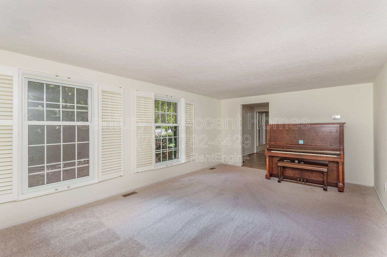 7690Middle property image