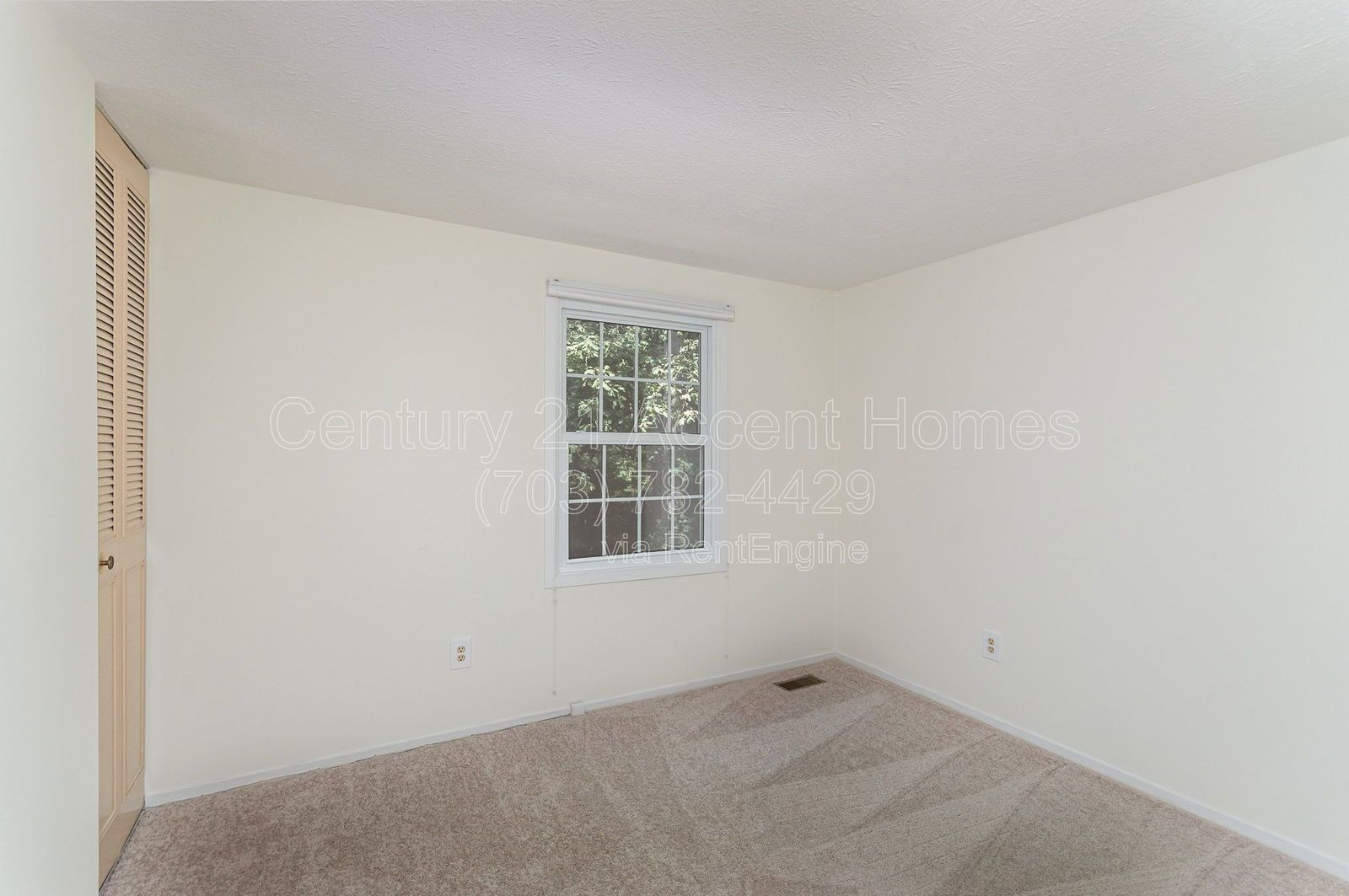 7690Middle property image