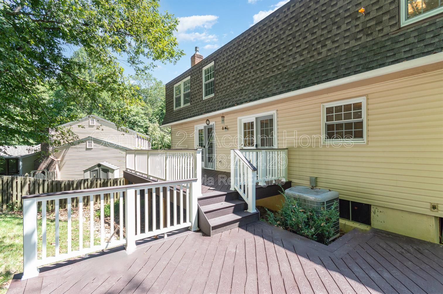 7690Middle property image