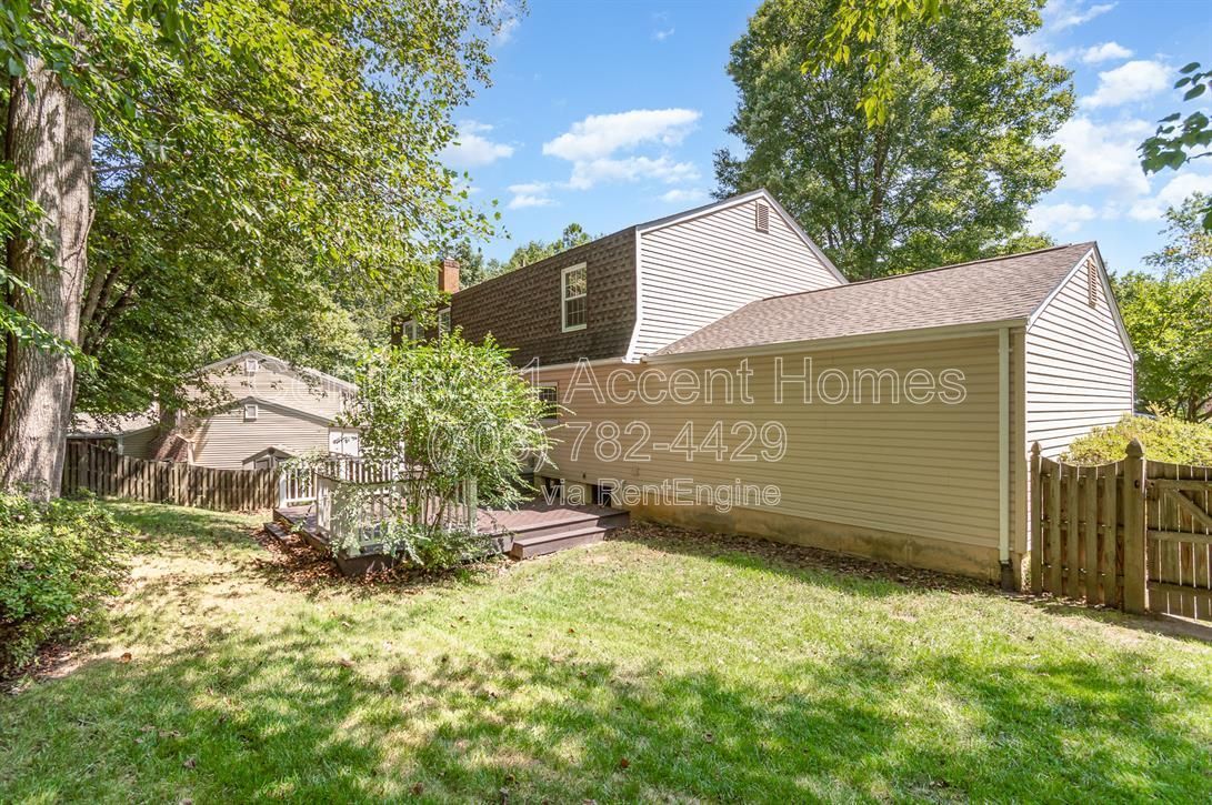 7690Middle property image