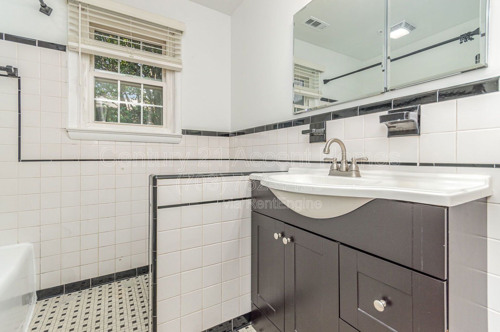 1700 14th property image