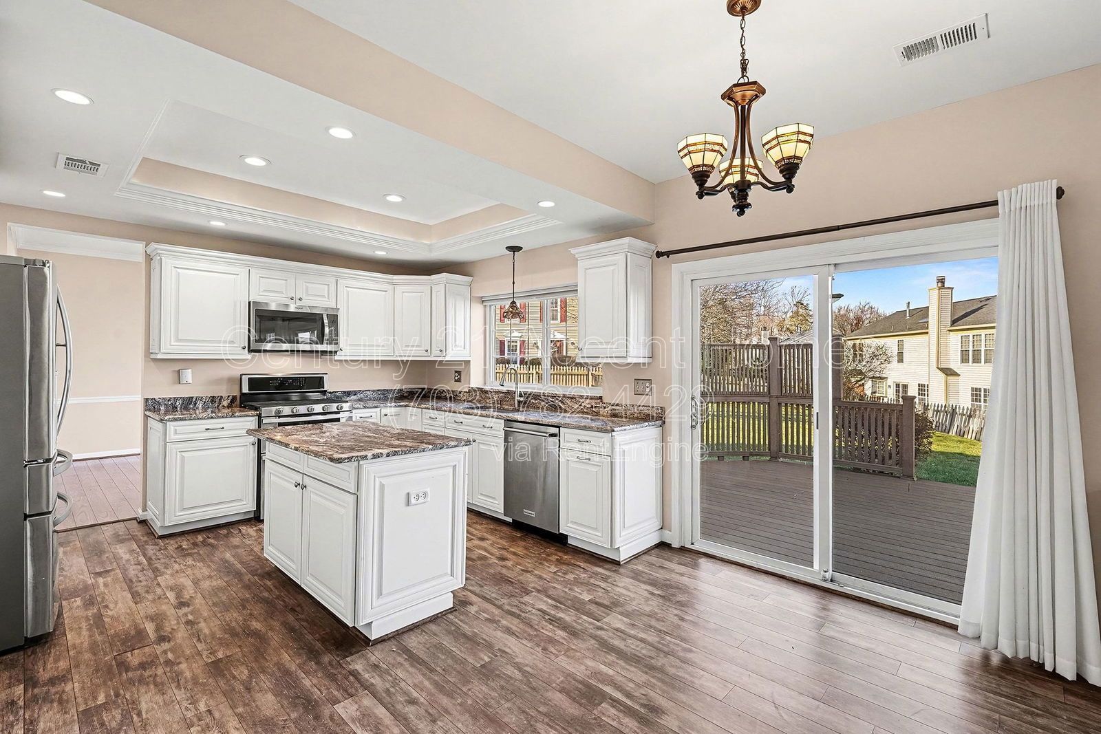 2816KingEl property image