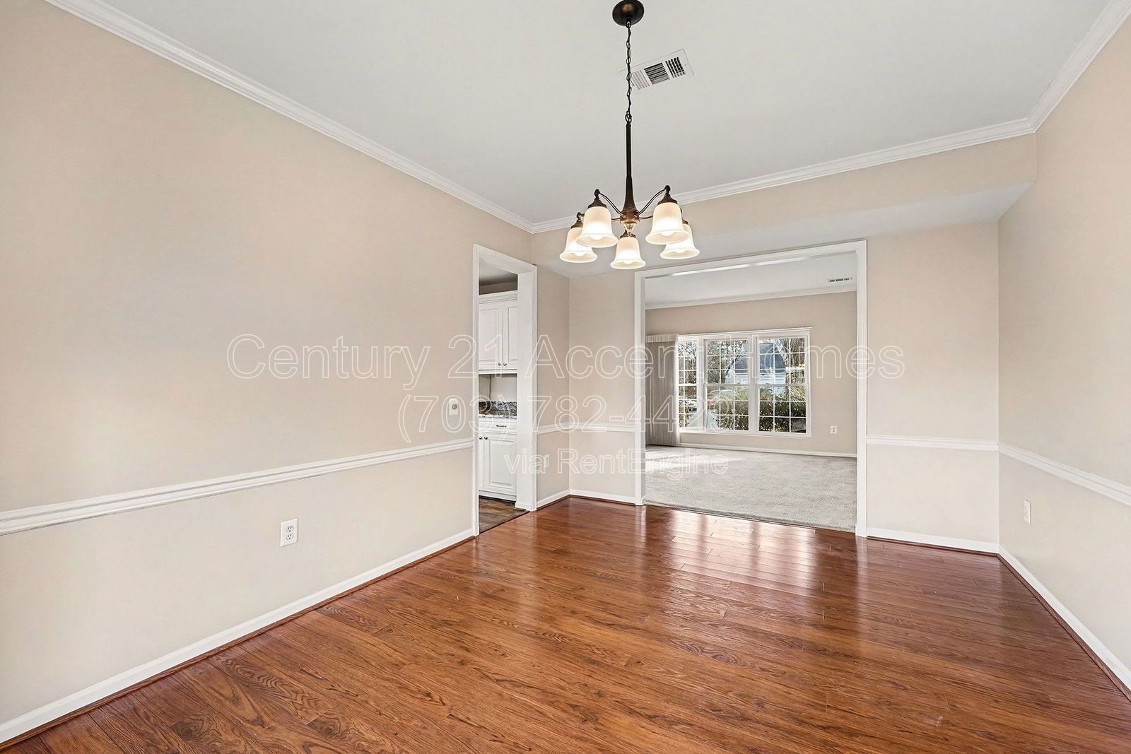 2816KingEl property image