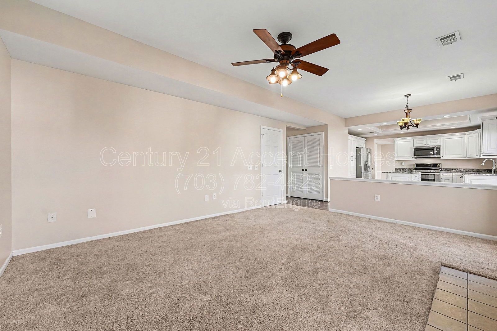 2816KingEl property image