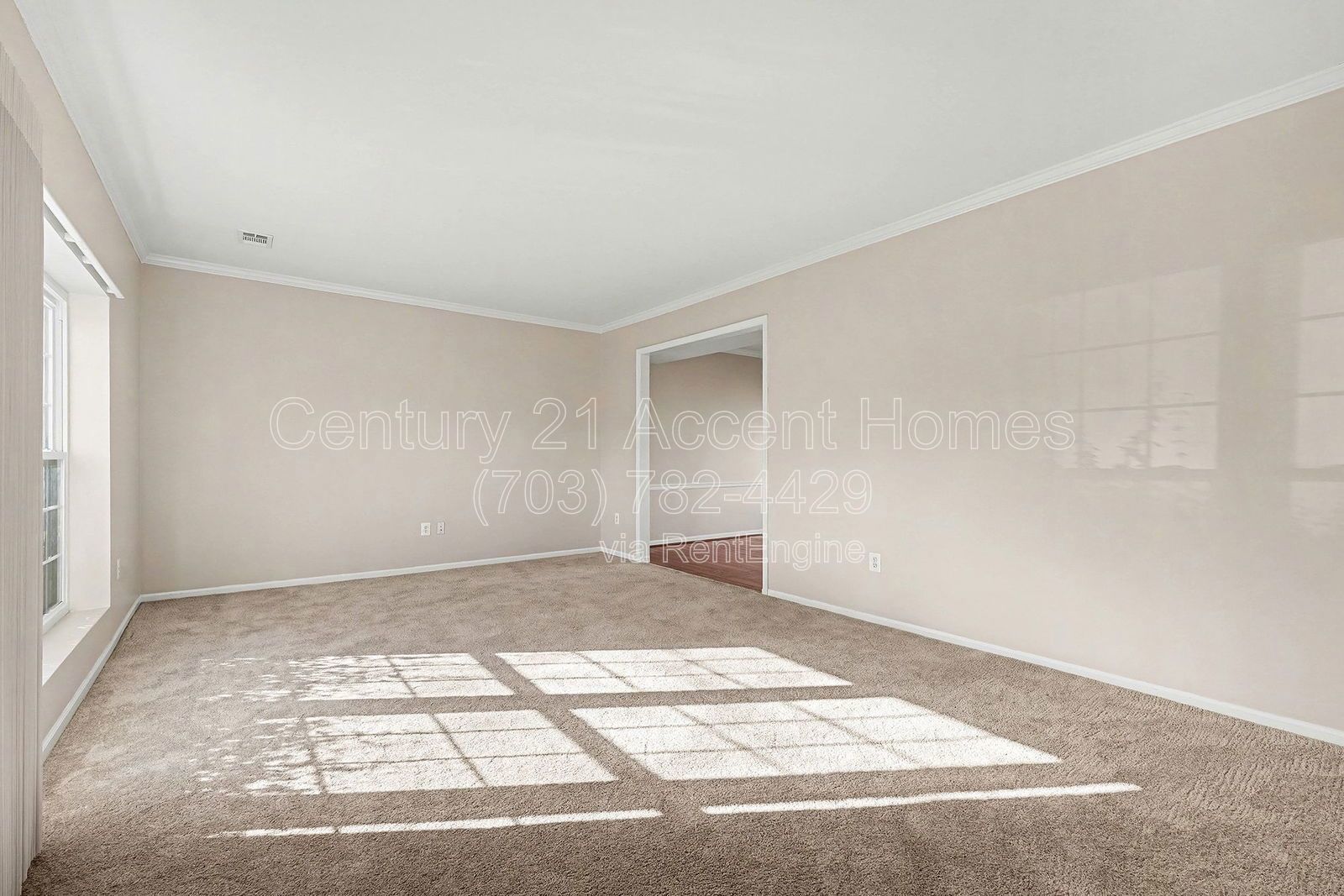 2816KingEl property image