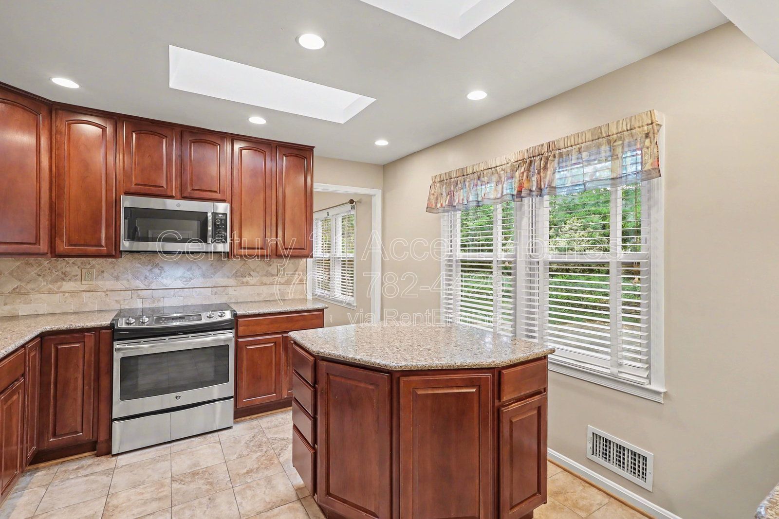 6117Lynley property image
