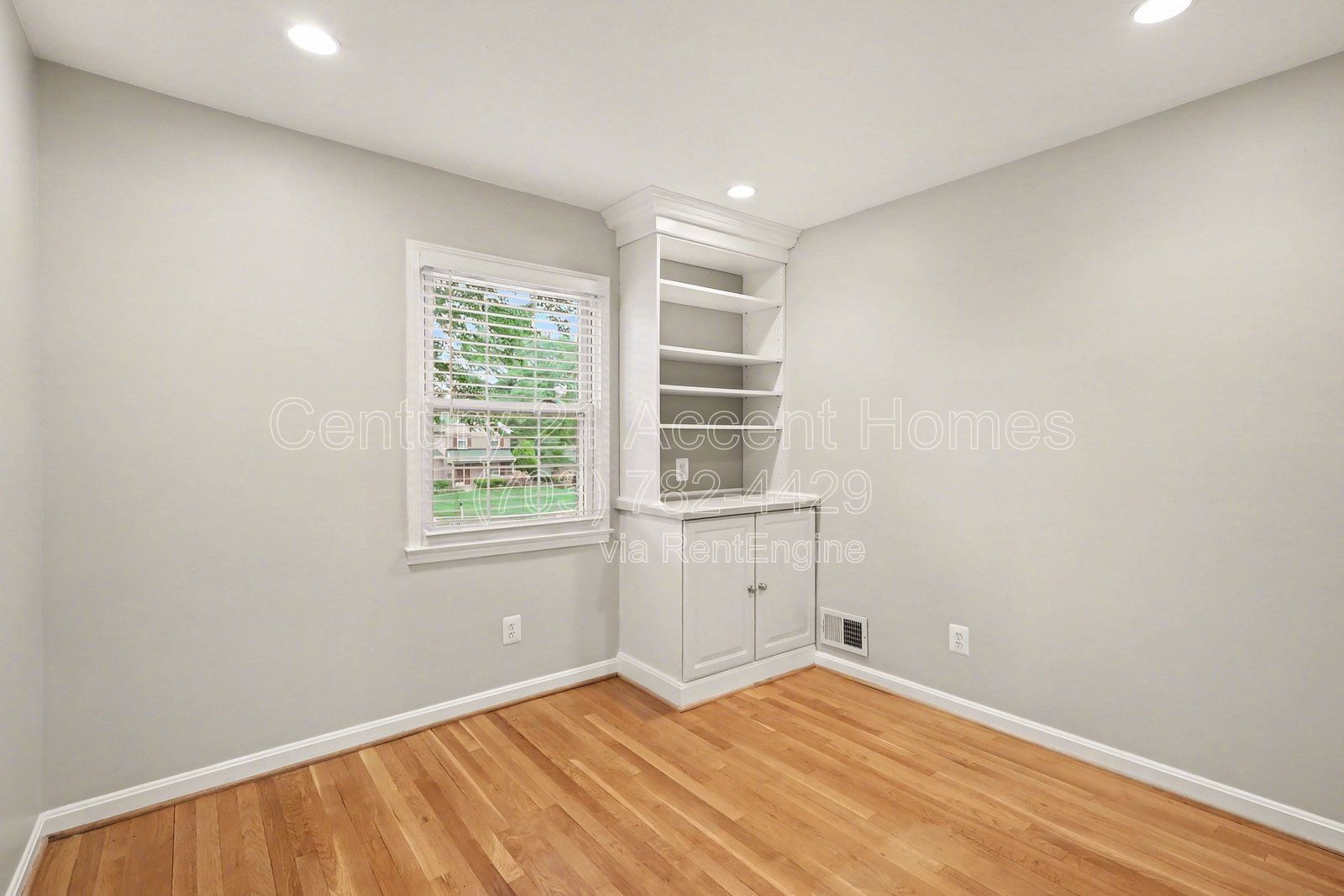 6117Lynley property image