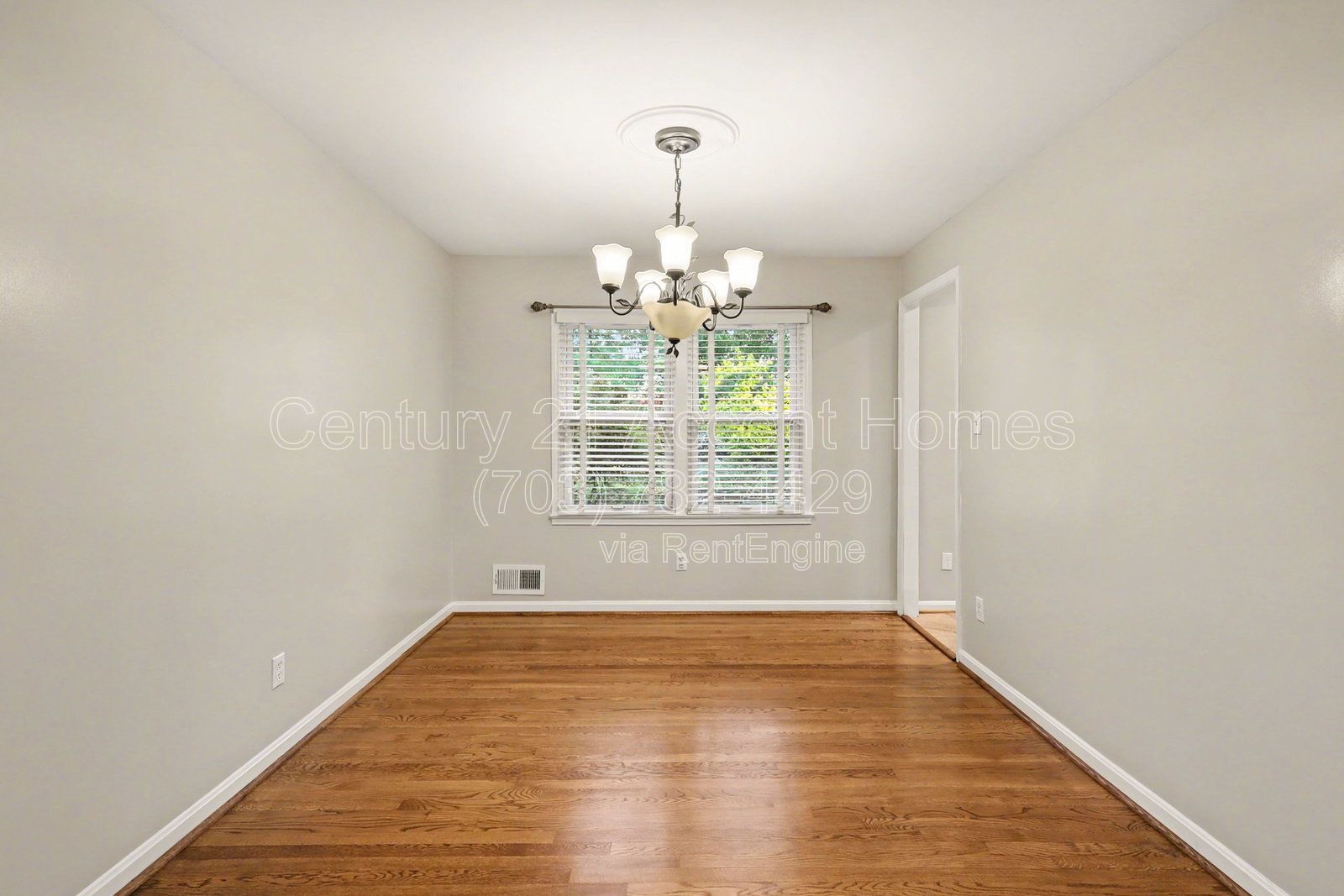 6117Lynley property image