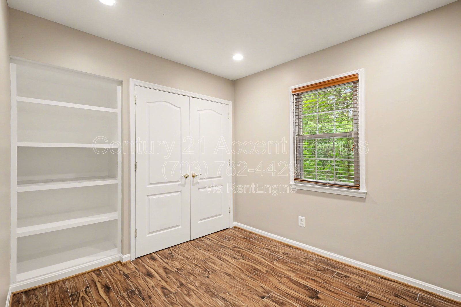 6117Lynley property image