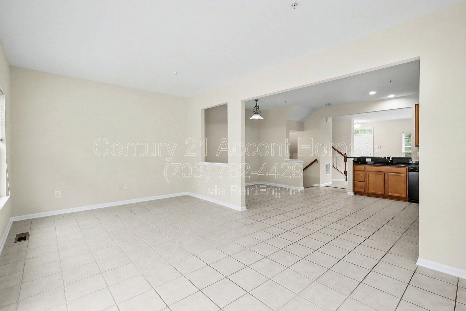 23515 Forest Haven property image