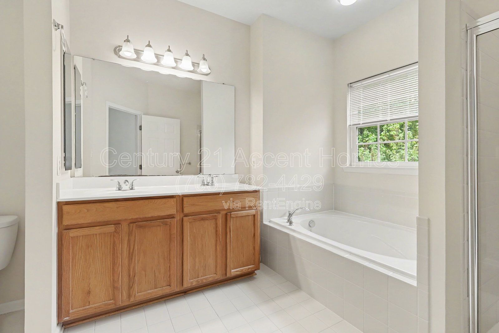 23515 Forest Haven property image