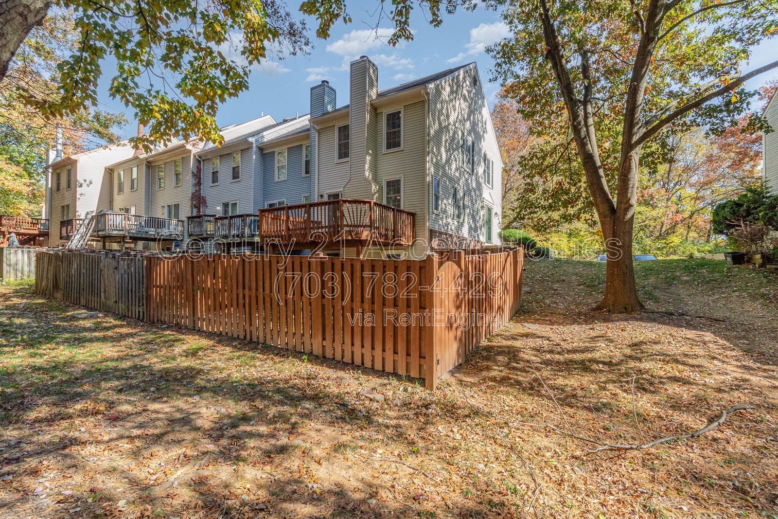 8512Laurel property image