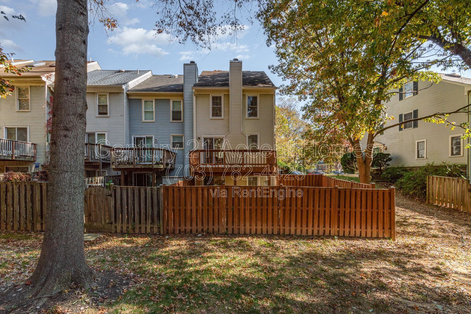 8512Laurel property image