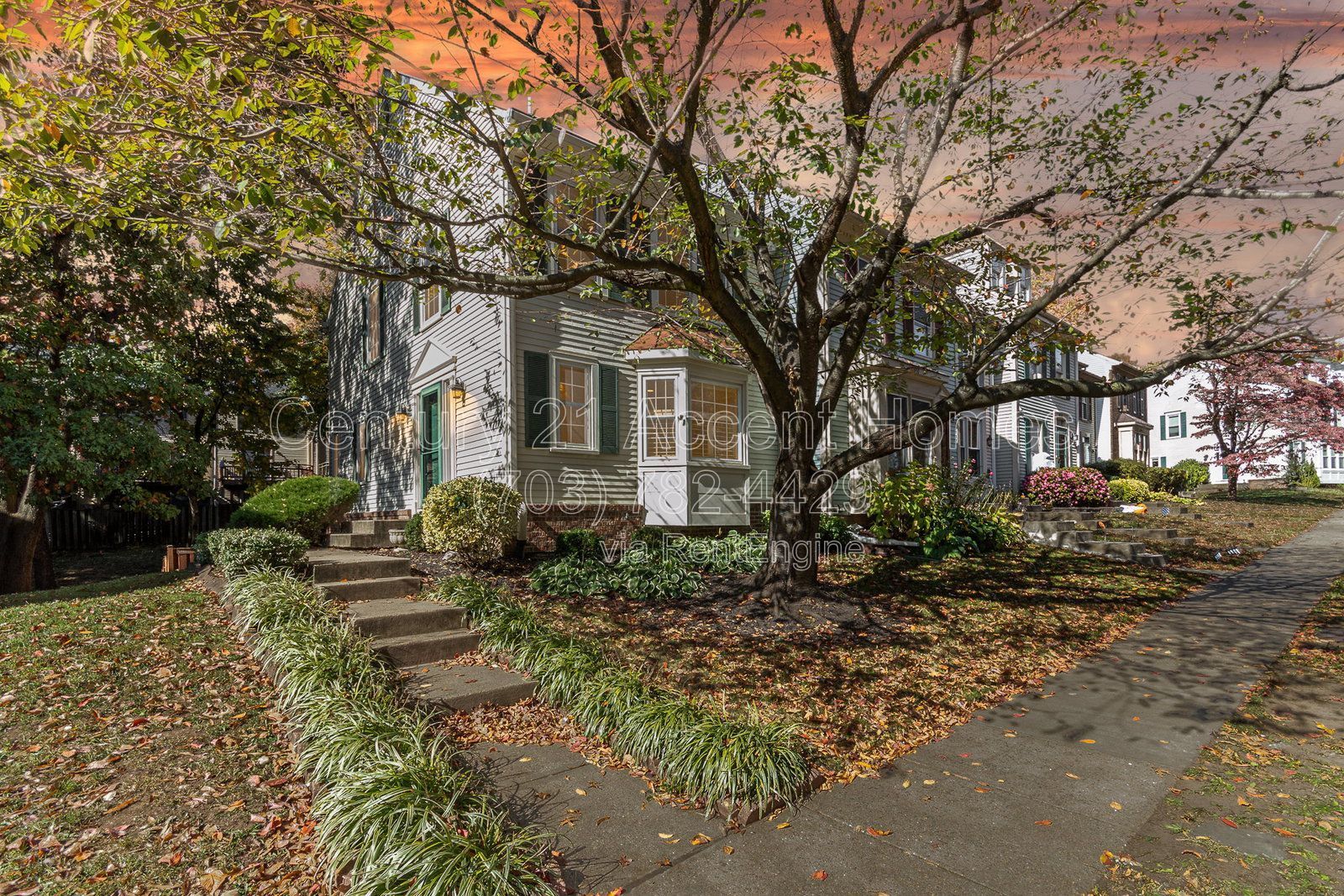 8512Laurel property image