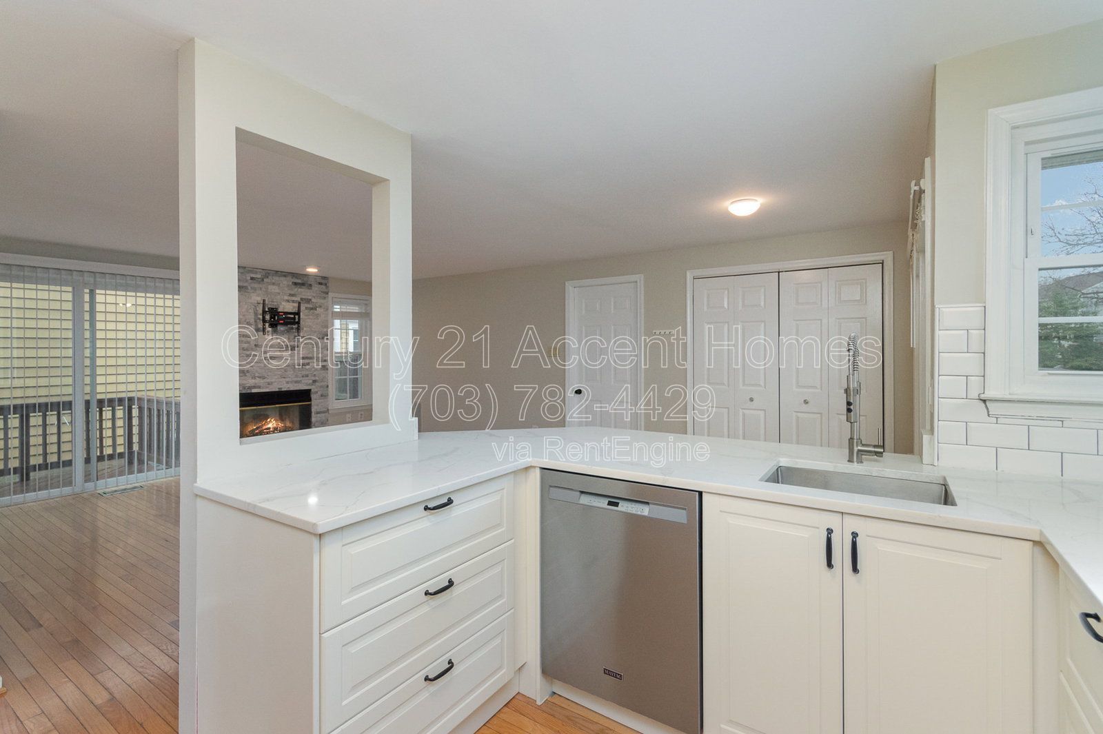 7579 Cross Gate Ln property image