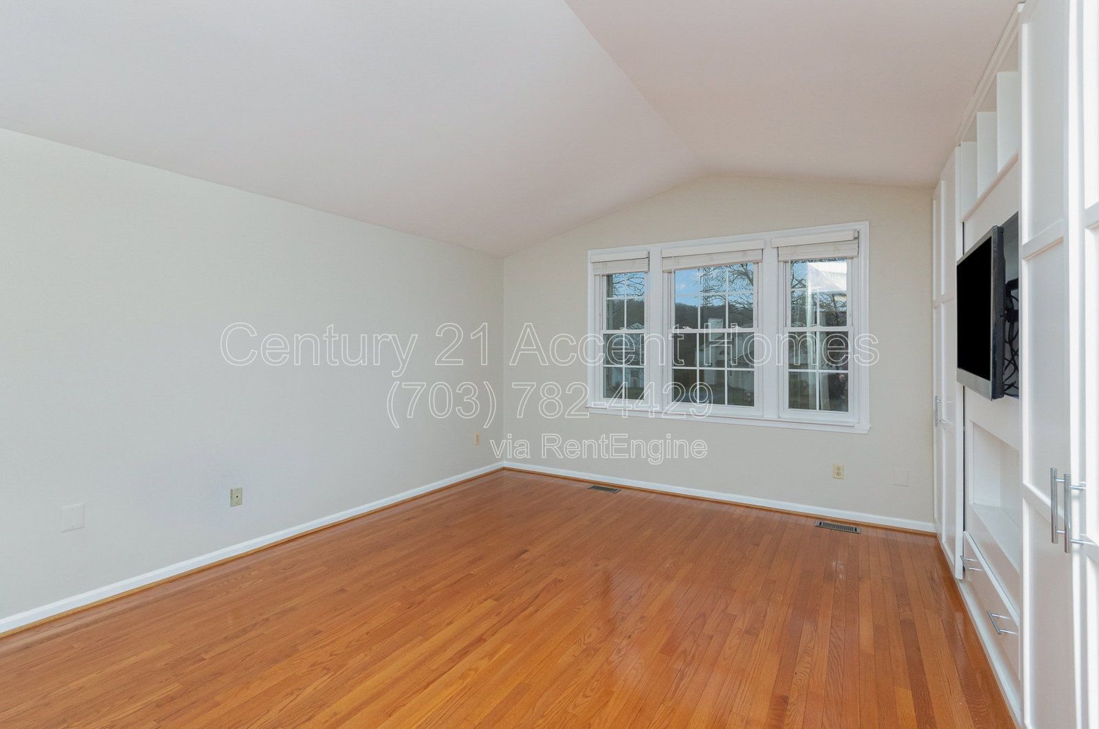 7579 Cross Gate Ln property image