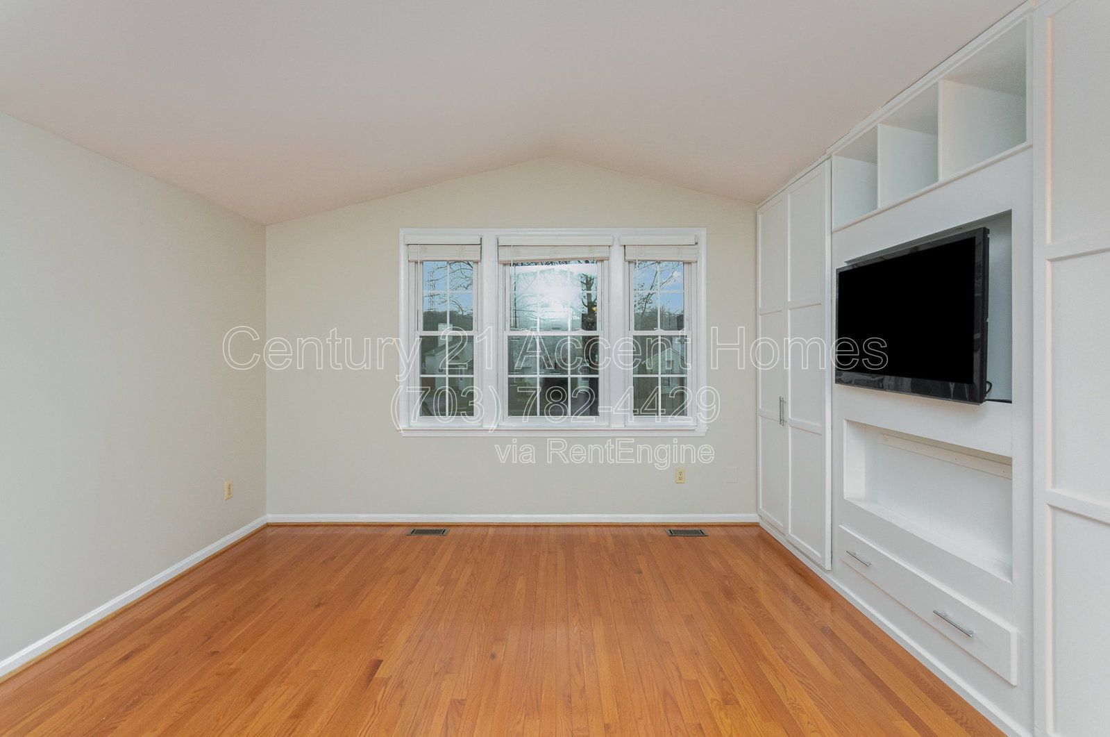 7579 Cross Gate Ln property image