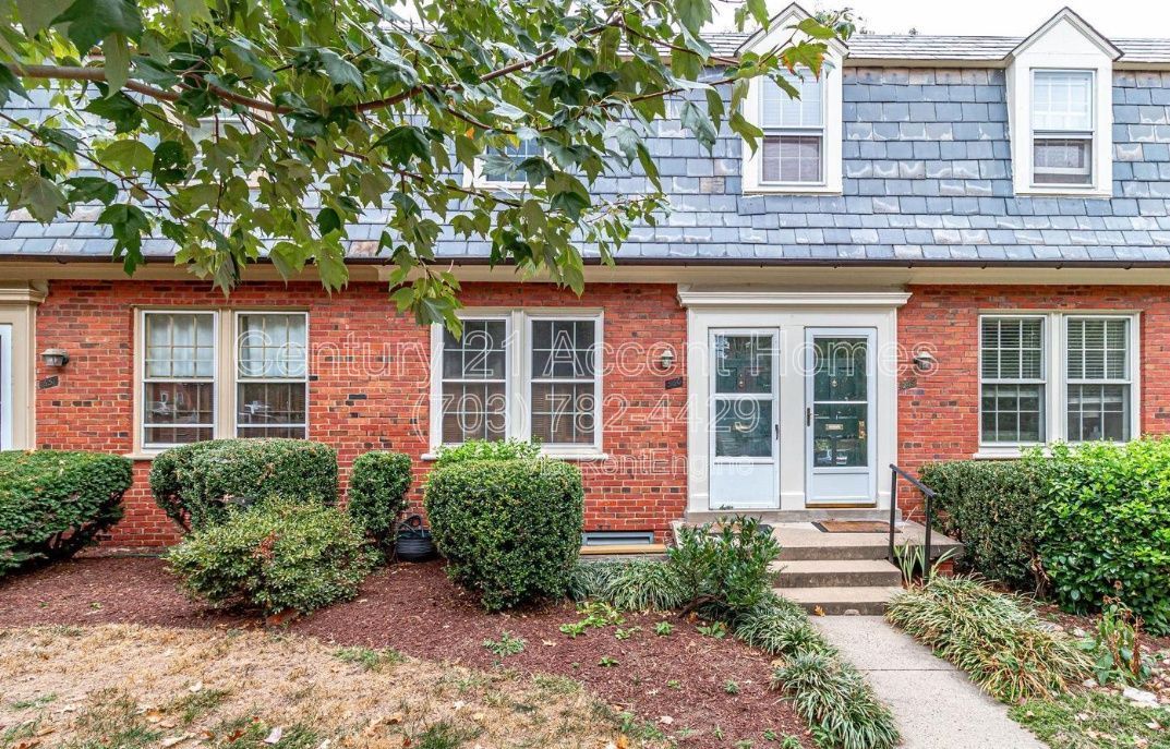 1510 Edgewood property image